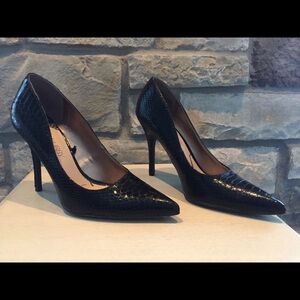Black Snake-Embossed Pointed Toe Stiletto Pumps